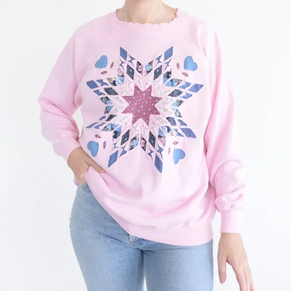 Vintage Hanes Pink With Cut Out Quilted Flower Design Crewneck Sweater XL - Picture 1 of 14